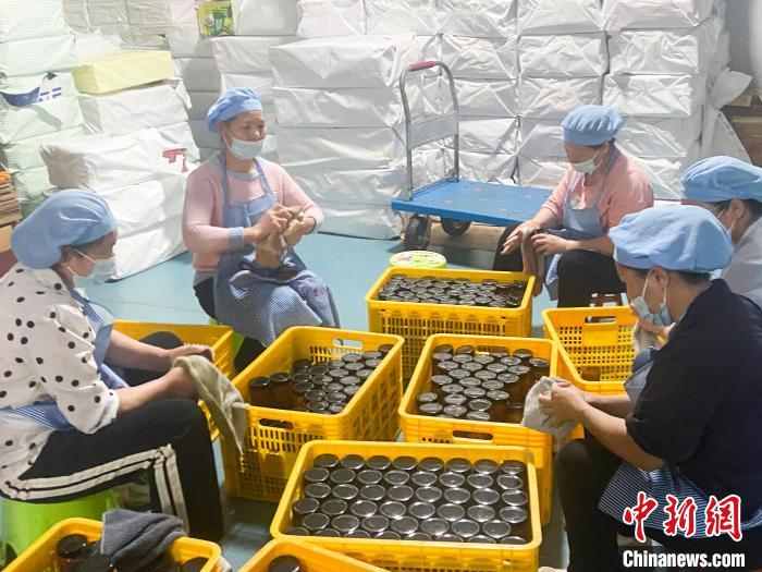 湖南双牌县打造剁椒鱼全产业链振兴乡村